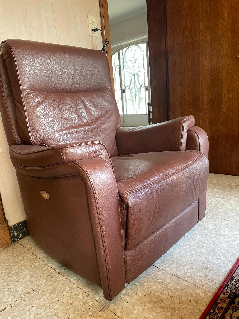 Zetels waarvan 1 Relaxzetel, Ophalen, Eenpersoons, Klassiek, Zo goed als nieuw