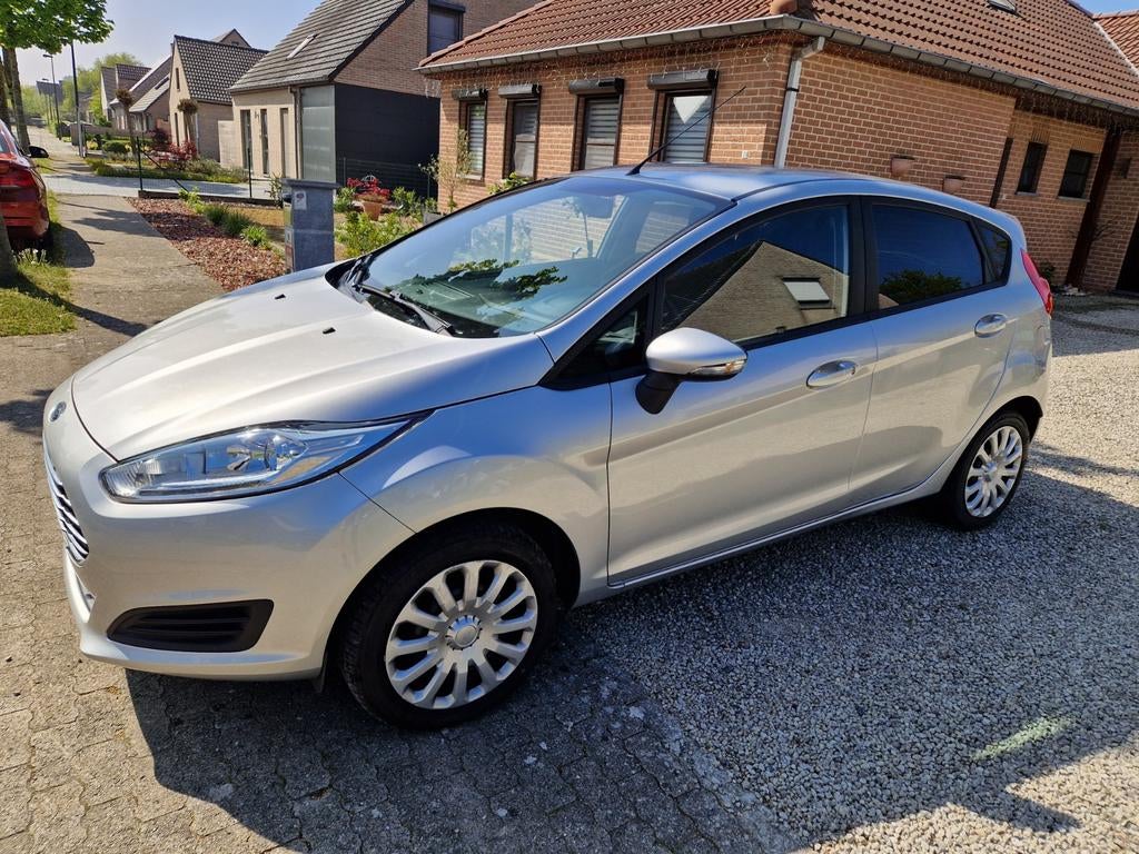 Ford Fiësta 1.0l 2016 in goede staat., Auto's, Voorwielaandrijving, Stof, Handgeschakeld, 5 deurs