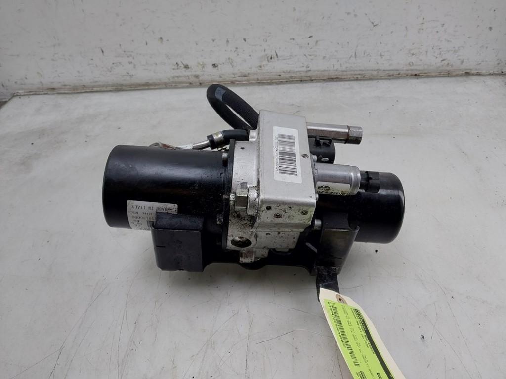 POMPE HYDRAULIQUE (|00095408E|1210001000|000844052|844052|), Dhr. J. Ham, Administratie@autoham.nl, Ferrari, Utilisé