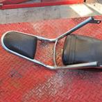 Sissy Bar, Motos, Enlèvement