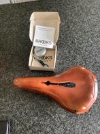 Zadel met onderhoudskit, Fietsen en Brommers, Ophalen, Zo goed als nieuw