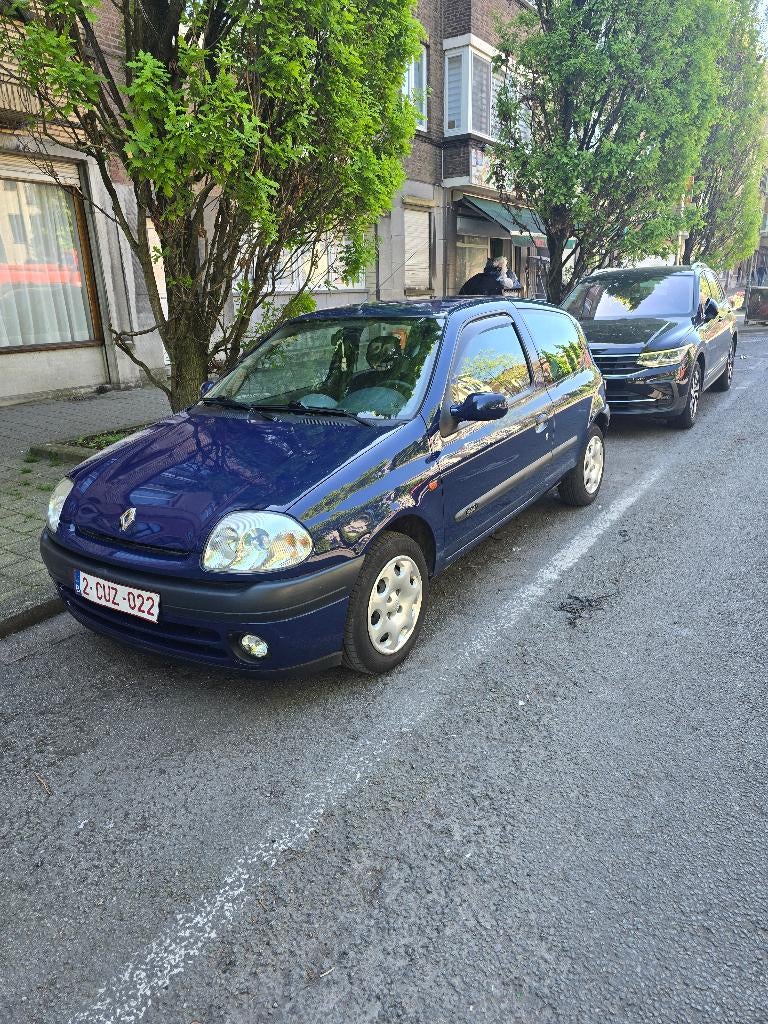 Renault Clio 28000 KM!!, Anti démarrage, Boîte manuelle, Bleu, Particulier