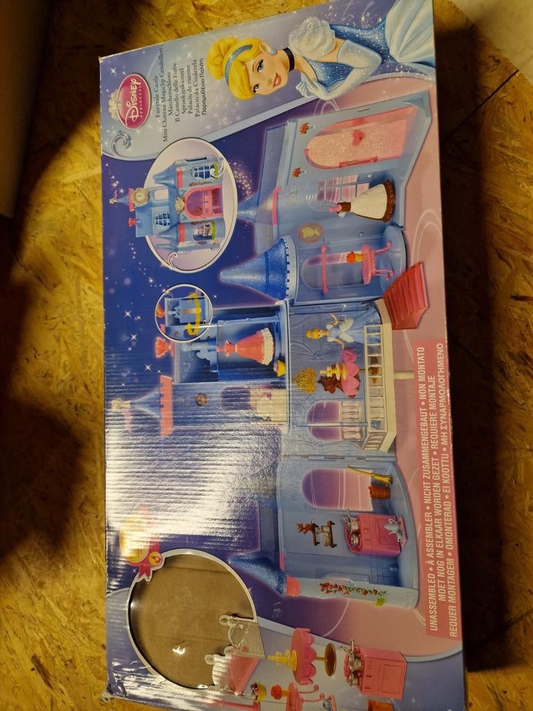 Disney prinsessen kasteel, Ophalen