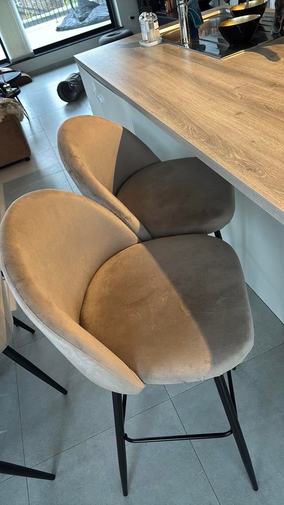 Barstoelen, 2 krukken, Ophalen, Gebruikt
