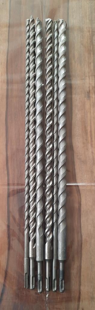 Set van 6 betonboren, Ophalen