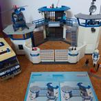 Caserne de police Playmobil, hélicoptère, moto et fourgon de, Enfants & Bébés, Enlèvement, Utilisé, Ensemble complet