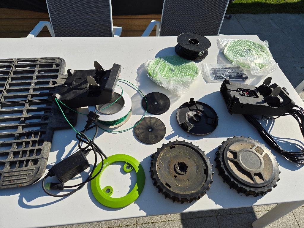 Allerlei onderdelen worx landroid robotmaaier, Enlèvement ou Envoi, Comme neuf