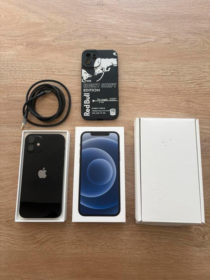 Iphone 12 noir 64GB, Télécoms, Téléphonie mobile | Apple iPhone, Utilisé, 64 GB, Sans abonnement, iPhone 12, Noir, Enlèvement