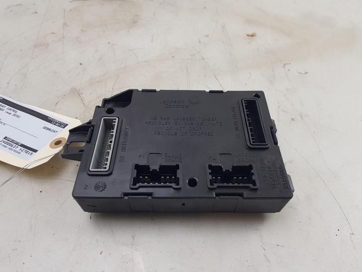 ORDINATEUR UNITE COMMANDE ELECTRONIQUE Twingo III (AH), Autos : Pièces & Accessoires, Électronique & Câbles, Renault, Utilisé