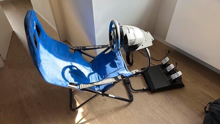 PlaySeat + Thrustmaster T150+Pedalset Complete Racing Setup, Games en Spelcomputers, Spelcomputers | Overige Accessoires, Zo goed als nieuw