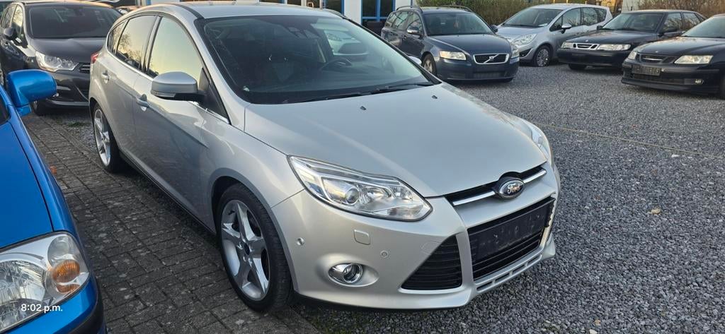 Ford Focus Titanium 1.6i essence économique EURO5 EN PARFAIT, Entreprise, Noir, 5 portes, Cruise Control