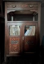 Antieke eikenhouten kast met bovenstuk, lade en onderkast, Ophalen