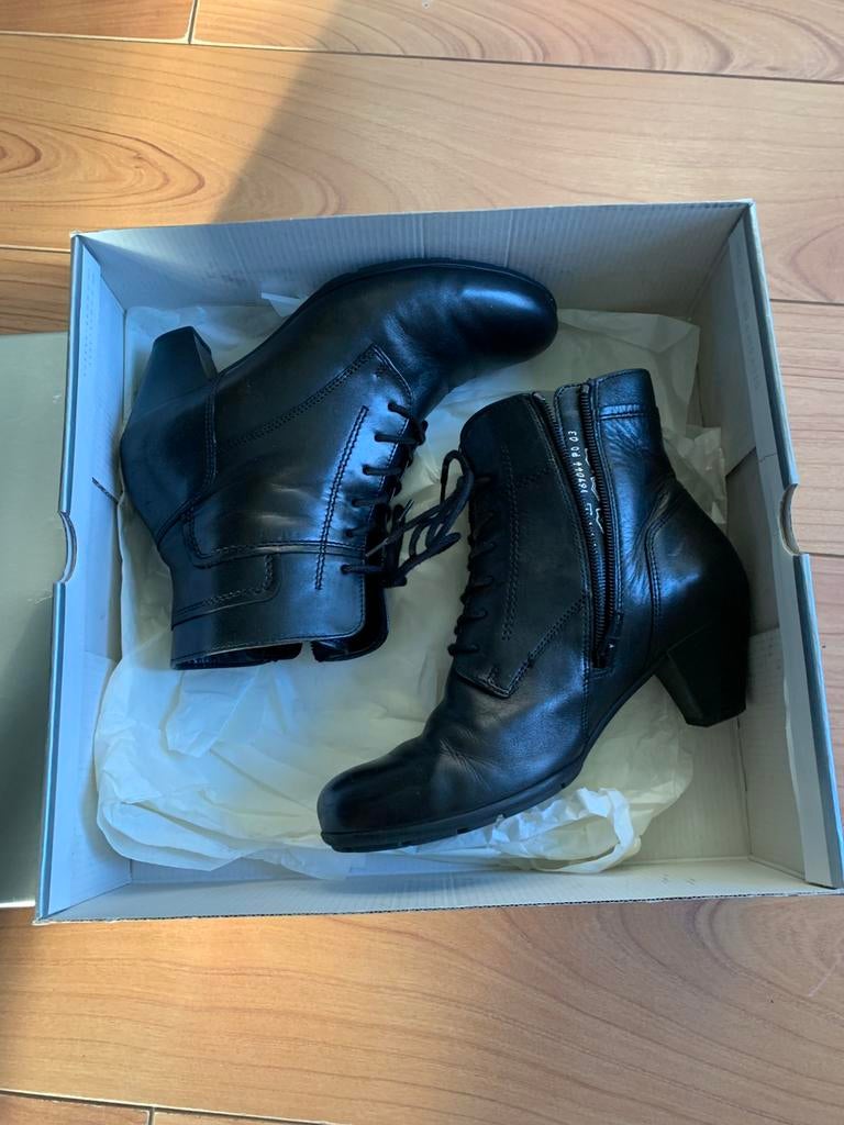 Laarsjes dames Gabor zwart maat 39, Vêtements | Femmes, Chaussures, Neuf, Enlèvement ou Envoi, Boots et Botinnes, Noir