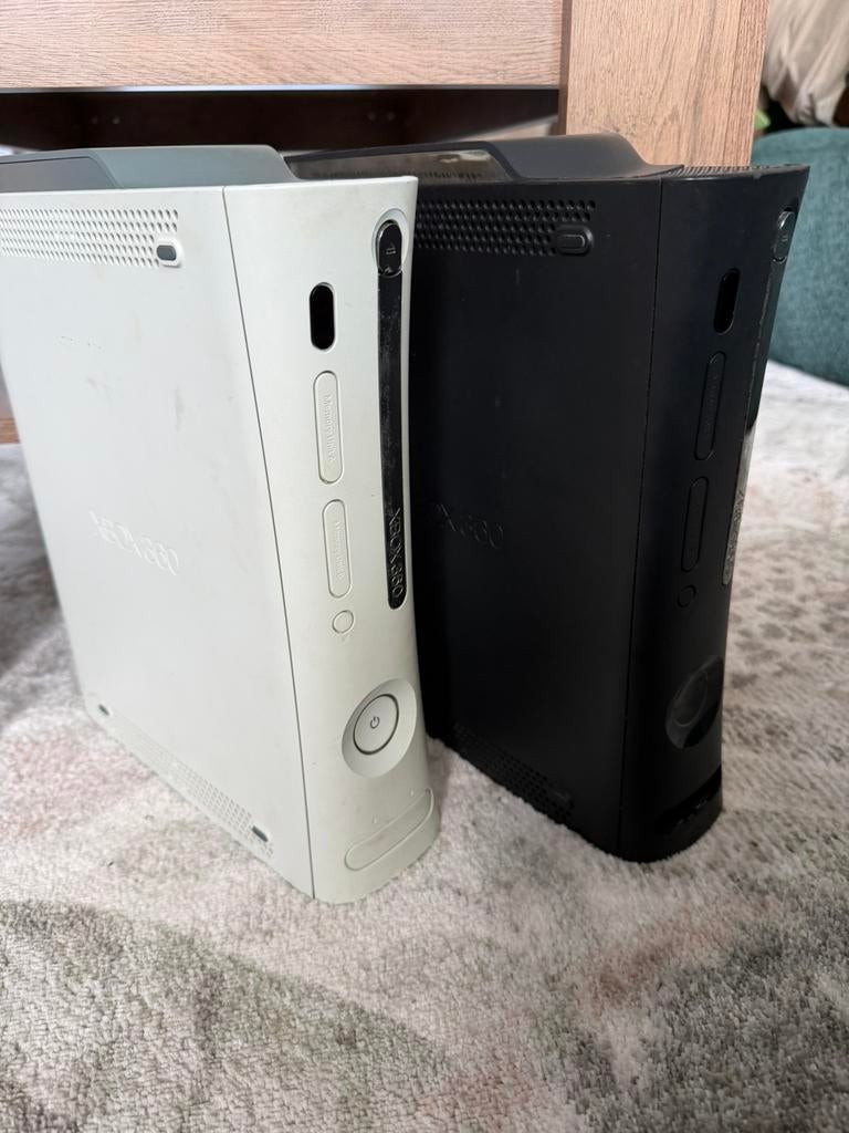 2 x console Xbox 360, Consoles de jeu & Jeux vidéo, Enlèvement, Comme neuf