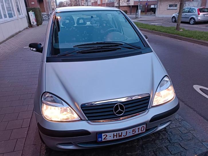 Mercedes class A140/AC/Essence/Euro 4/prête à immatriculer, Autos, Mercedes-Benz, Particulier, Classe A, Airbags, Air conditionné