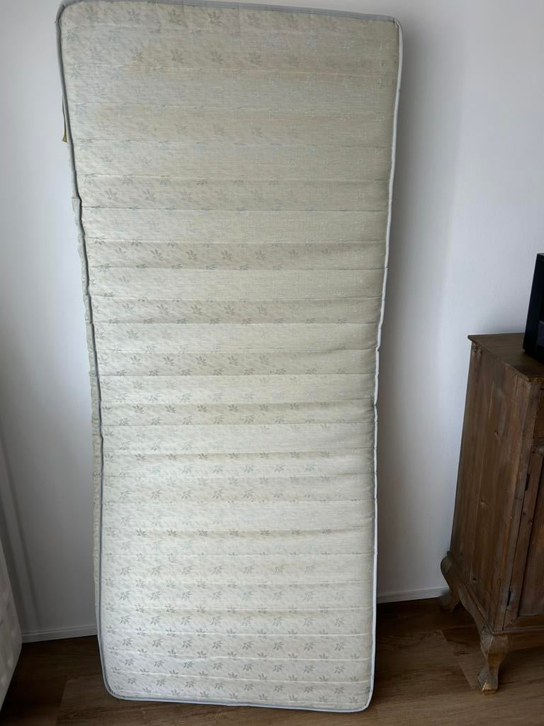 Matelas 80/100 GRATUIT, Ophalen, Gebruikt, Eenpersoons, 80 cm