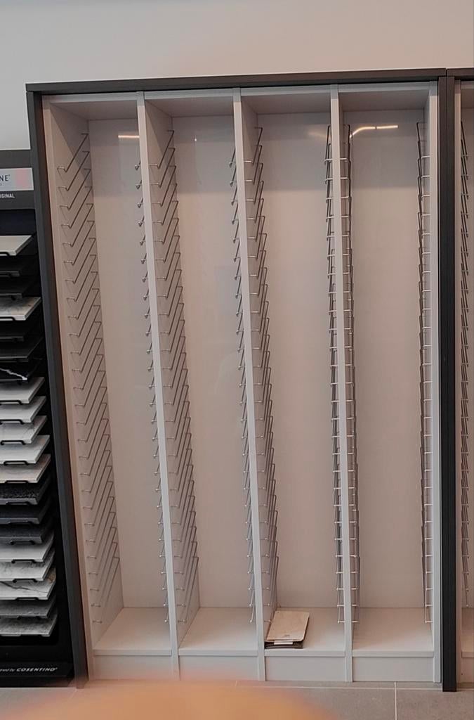 Gratis kast, Enlèvement