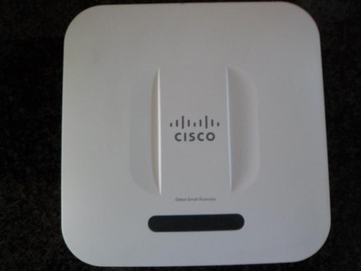 CISCO Small Business Acces point WAP561-E-K9 +power supply, Computers en Software, Accesspoints, Zo goed als nieuw, Ophalen