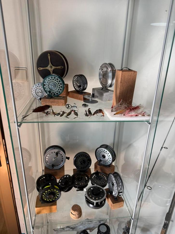 Collectie vliegvismateriaal te koop hardys,orvis,…, Sports nautiques & Bateaux, Pêche à la ligne | Pêche à la mouche, Comme neuf