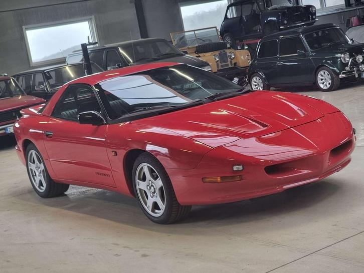 Pontiac Firebird 3.4i V6 *AUTOMATIQUE * 1ER PROPRIETAIRE, Auto's, Oldtimers, Te koop, Airbags, Airconditioning, Centrale vergrendeling