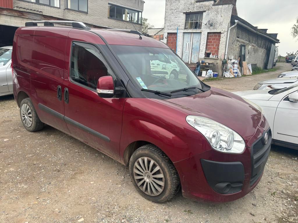 Fiat doblo 1,3D 66KW AIRCO 2010 EURO4 130,000KM 2PL, Rouge, Achat, Doblo, Entreprise