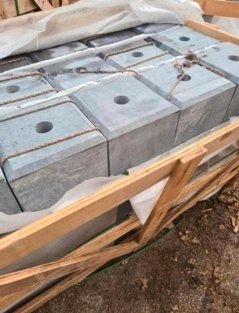 Sokkels in blauwe hardsteen, Doe-het-zelf en Bouw, Overige Doe-Het-Zelf en Bouw, Ophalen