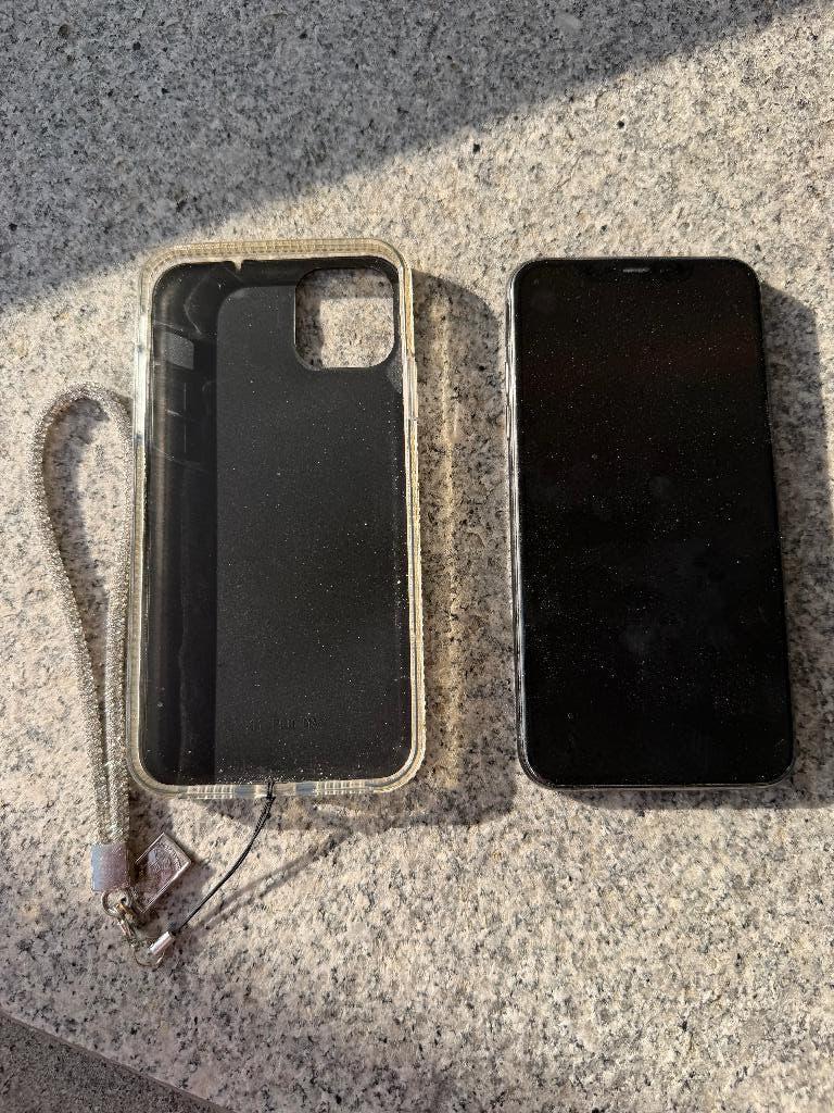 Iphone 11 pro max, IPhone 11 Pro Max, 78 %, Enlèvement, Utilisé