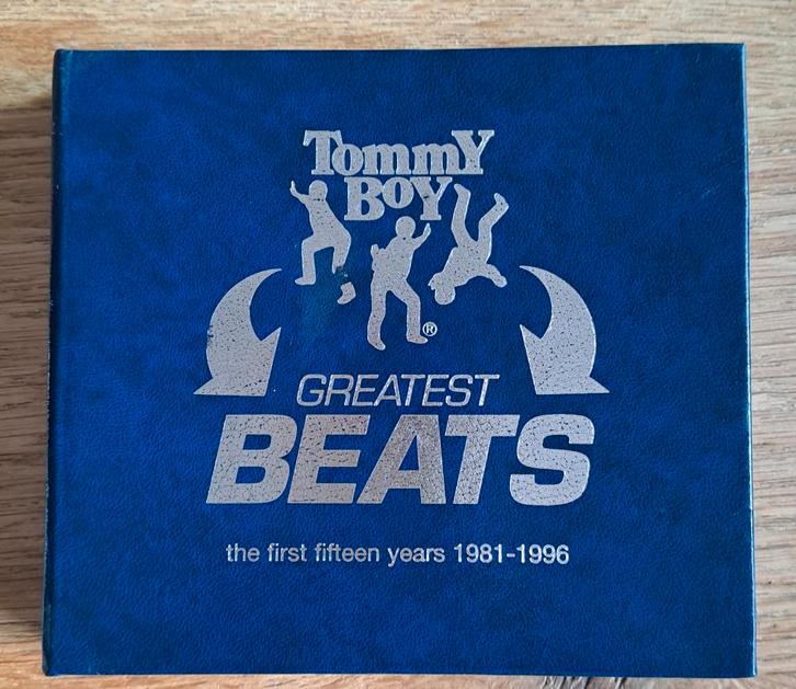 Tommy Boy Greatest Beats 1981-1996 - 2CD compilatie, Cd's en Dvd's, Cd's | Hiphop en Rap, Zo goed als nieuw, 1985 tot 2000, Boxset