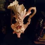 Vase Capodimonte, Enlèvement