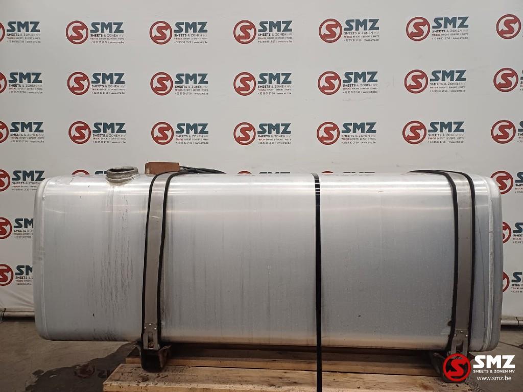 Occ réservoir de carburant 600L Iveco, Autos : Pièces & Accessoires, Pièces camion, Iveco, Systèmes à carburant, Utilisé