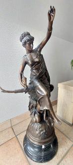 Bronzen beeld, Enlèvement, Bronze