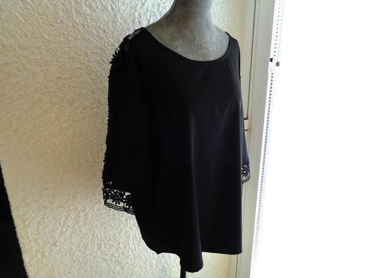 Blouse noire joli sur les manches  taille XL- 42, Kleding | Dames, Topjes, Nieuw, Maat 42/44 (L), Zwart, Lange mouw, Verzenden