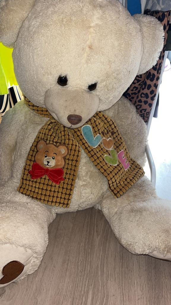 Verschillende beren voor kleine prijsjes, Ophalen, Zo goed als nieuw, Me To You