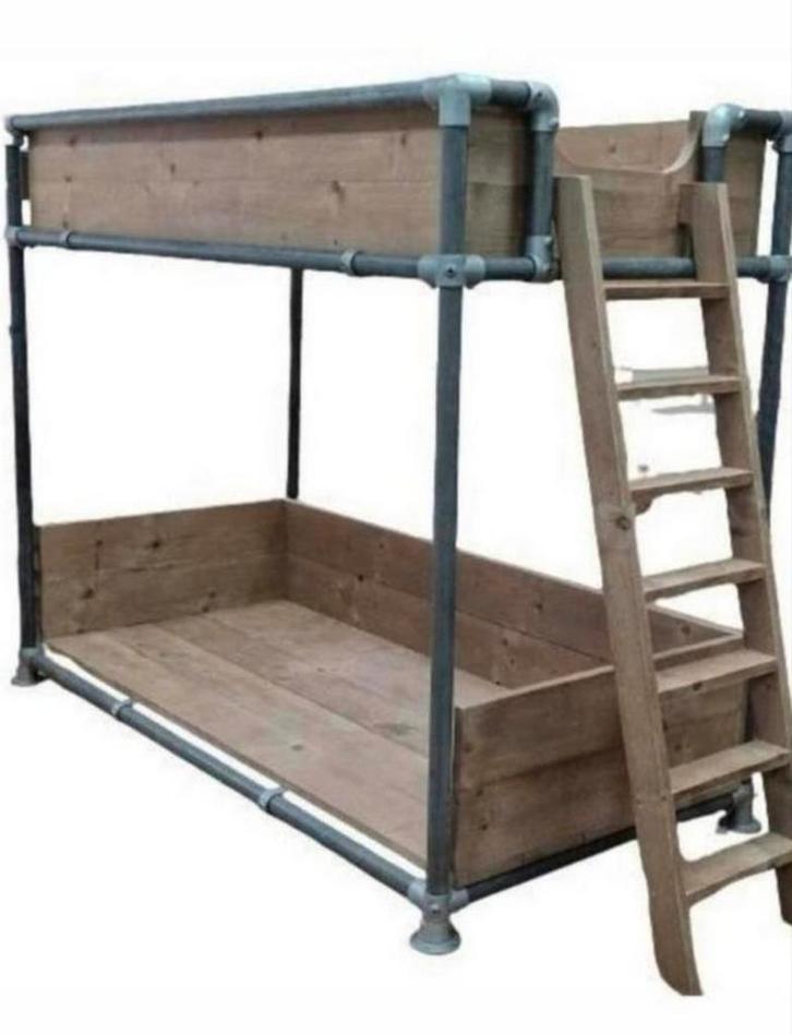 .

Nouveau lit tubulaire en bois échafaudé avec plateforme d, Maison & Meubles, Chambre à coucher | Lits superposés & Lits mezzanines