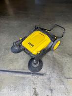 Borstelmachine, Tuin en Terras, Veegmachines, Ophalen, Zo goed als nieuw, KARCHER