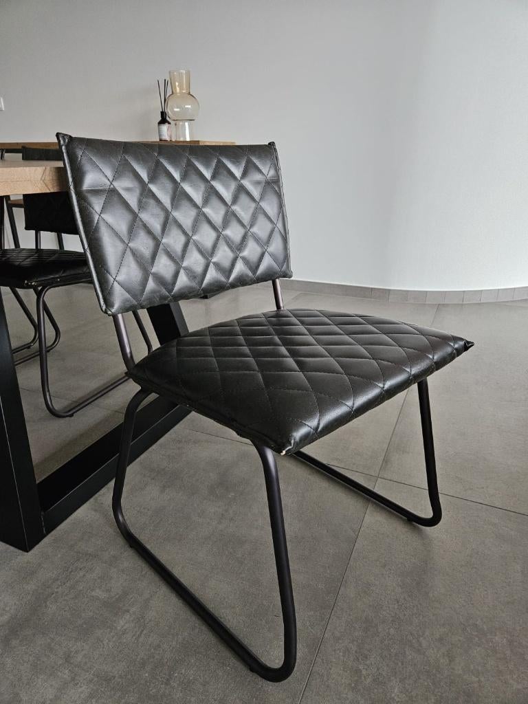 Zwarte, stijlvolle stoelen, Enlèvement, Cuir, Noir, Cinq, Six Chaises ou plus