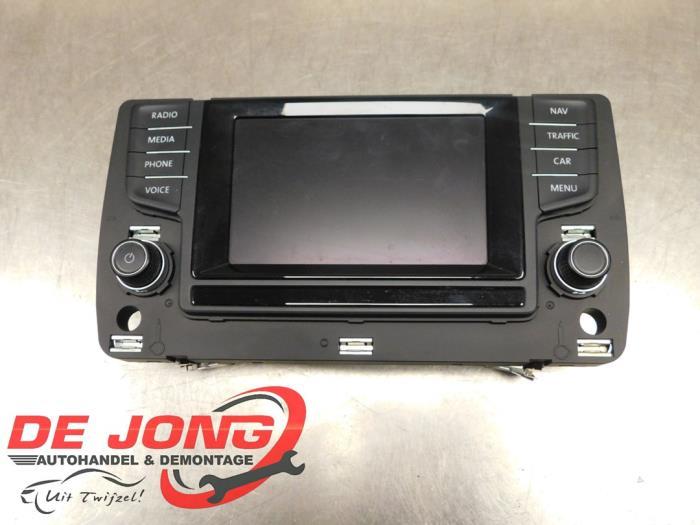 Affichage navigation d'un Volkswagen Golf, Volkswagen, -, 3 mois de garantie, Utilisé