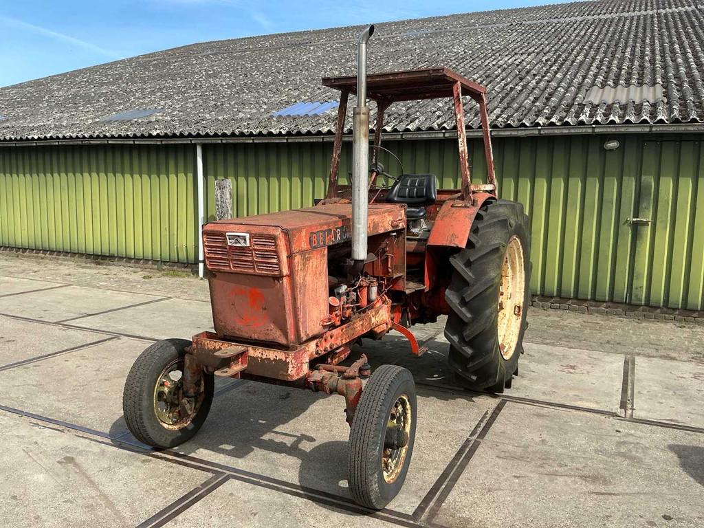 1970 Belarus T40 Oldtimer tractor, Zakelijke goederen, Landbouw | Tractoren, Overige merken, Oldtimer