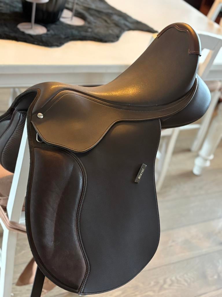 WINTEC BRUIN veelzijdigheidszadel, Dieren en Toebehoren, Ophalen, Zo goed als nieuw