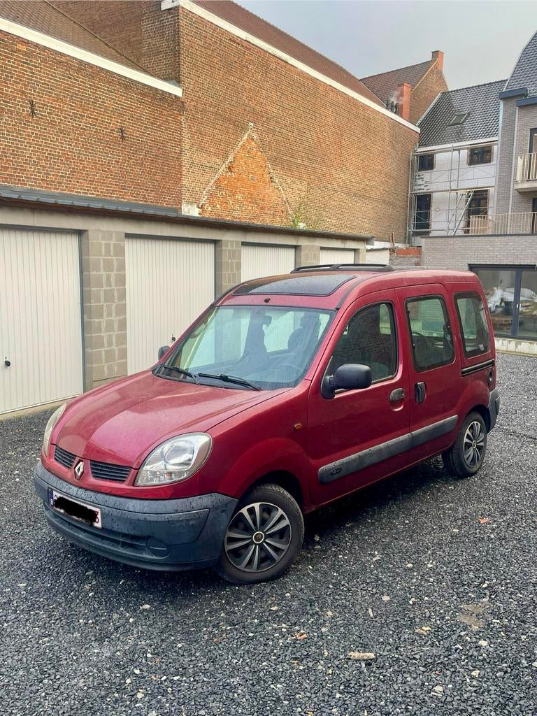 Renault Kangoo 1.2 essence 2004, Auto's, Handgeschakeld, Particulier, 5 deurs, Kangoo