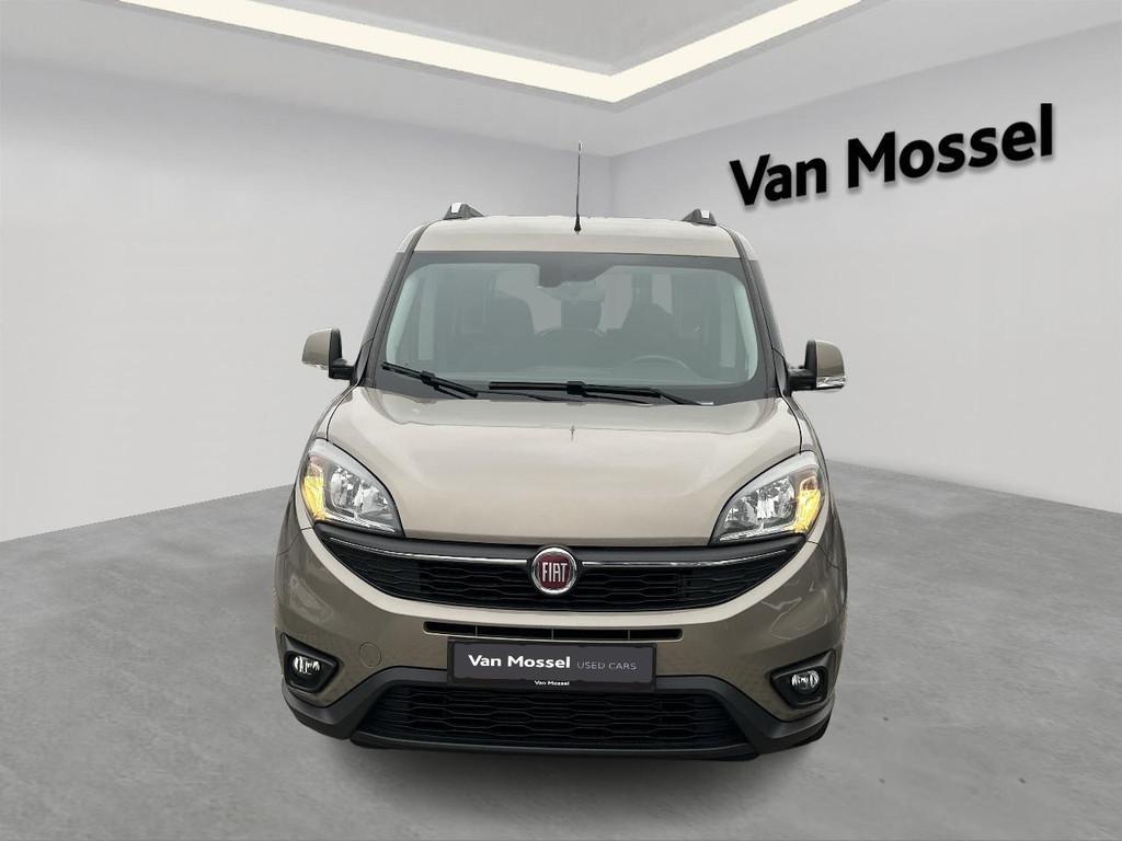 Fiat New Doblo 1.4 T-Jet Lounge - Benzine & Aardgas (CNG), Voorwielaandrijving, Traction-control, Stof, Gebruikt