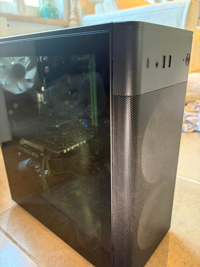 Medion Erazer Gaming PC Ryzen + RTX – WiFi erin – Ophalen, Computers en Software, Ophalen, Zo goed als nieuw