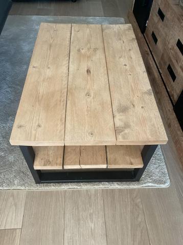 Industriële salontafel op maat gemaakt, Huis en Inrichting, Tafels | Salontafels, Ophalen, Nieuw
