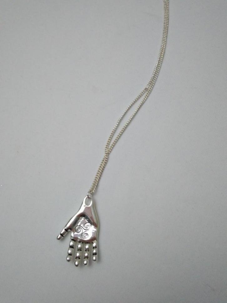 Zilveren ketting met Hand van Fatima hanger, Handtassen en Accessoires, Kettingen, Nieuw, Zilver, Zilver, Met hanger, Verstelbaar