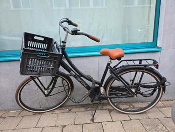 Hollandse meisjes fiets beschikbaar voor biedingen