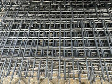 Nieuw binnengekomen! Gaaspanelen, volierepanelen 3mm dik beschikbaar voor biedingen