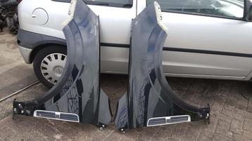 Opel Antera voorschermen links+rechts bj 2006, Enlèvement ou Envoi, Utilisé, Garde-boue