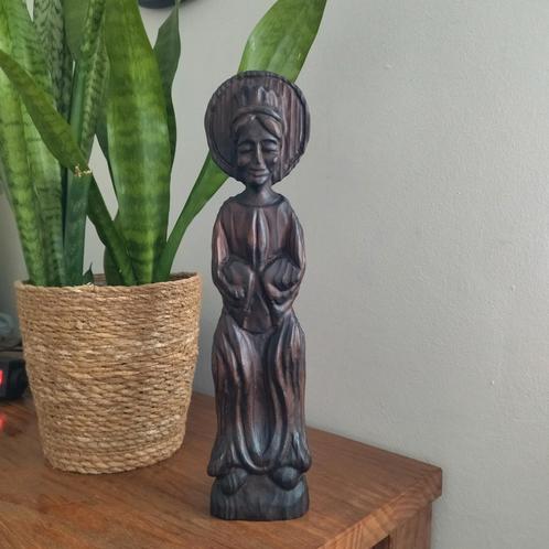 Houten sculptuur van de Heilige Maagd Maria., Antiek en Kunst, Kunst | Beelden en Houtsnijwerken, Ophalen of Verzenden