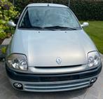 Renault Clio 1400cc, bouwjaar  2000, Auto's, Centrale vergrendeling, Particulier, Blauw, Zilver of Grijs