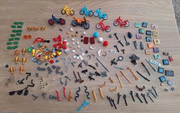 Te koop lot lego onderdelen en accessoires voor minifiguurs 